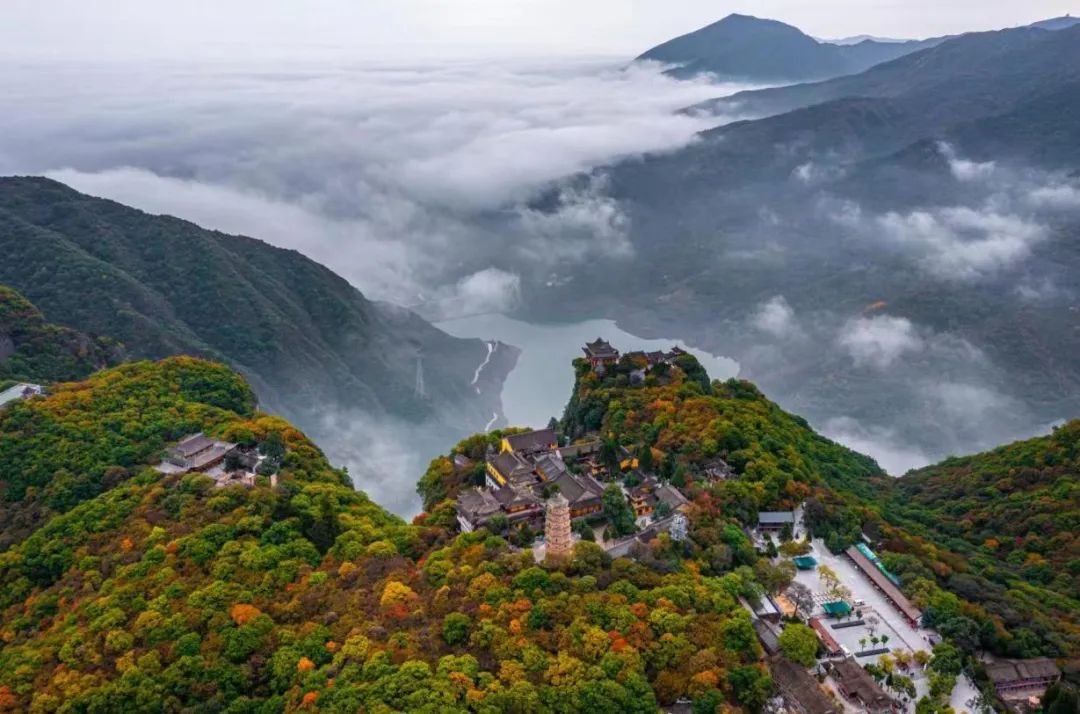 最美航拍图 | 带你换个角度看崆峒山!