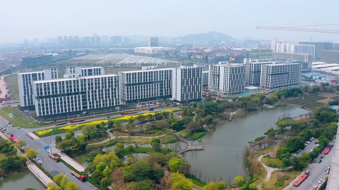 2018年,乐从镇规划建设超千亩顺德(乐从)生物医药产业园,目前引入和