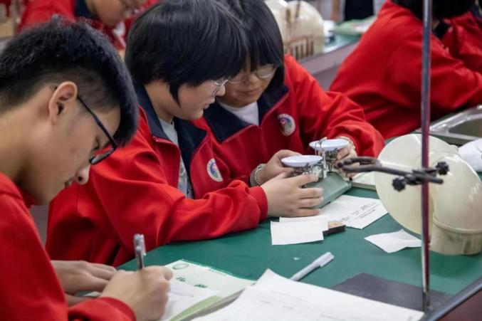 蠡县中学文明校园建设_蠡县中学办学理念_蠡县中学