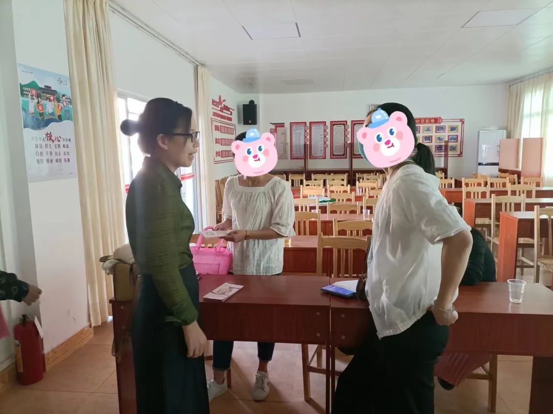 韶关市健康宣传巾帼行动之"乳此美丽"女性保健公益巡回活动走进乳源
