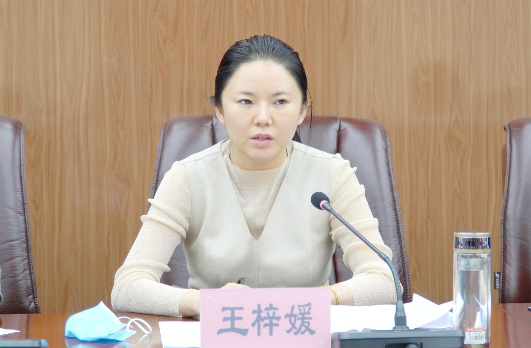 王梓媛要求,扶持个体工商户发展是贯彻落实党中央"经济要稳住"的有力