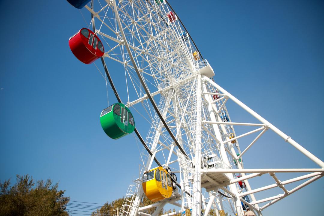 【美丽鞍山】多彩摩天轮_澎湃号·媒体_澎湃新闻-the paper