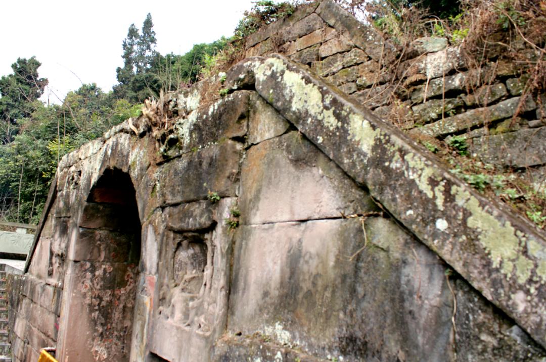 注:陈抟墓位于安岳县云居山.