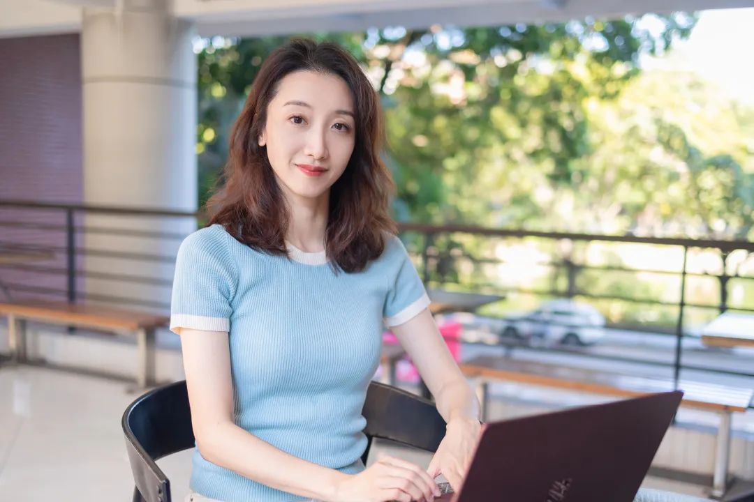 华农"女神"老师,她的课太美!