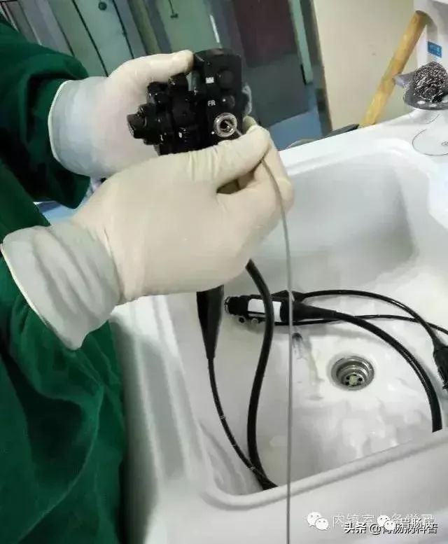 为什么活检钳不是一次性胃镜是一次性的吗？胃肠镜能不能同时做？_https://www.jmylbn.com_新闻资讯_第1张