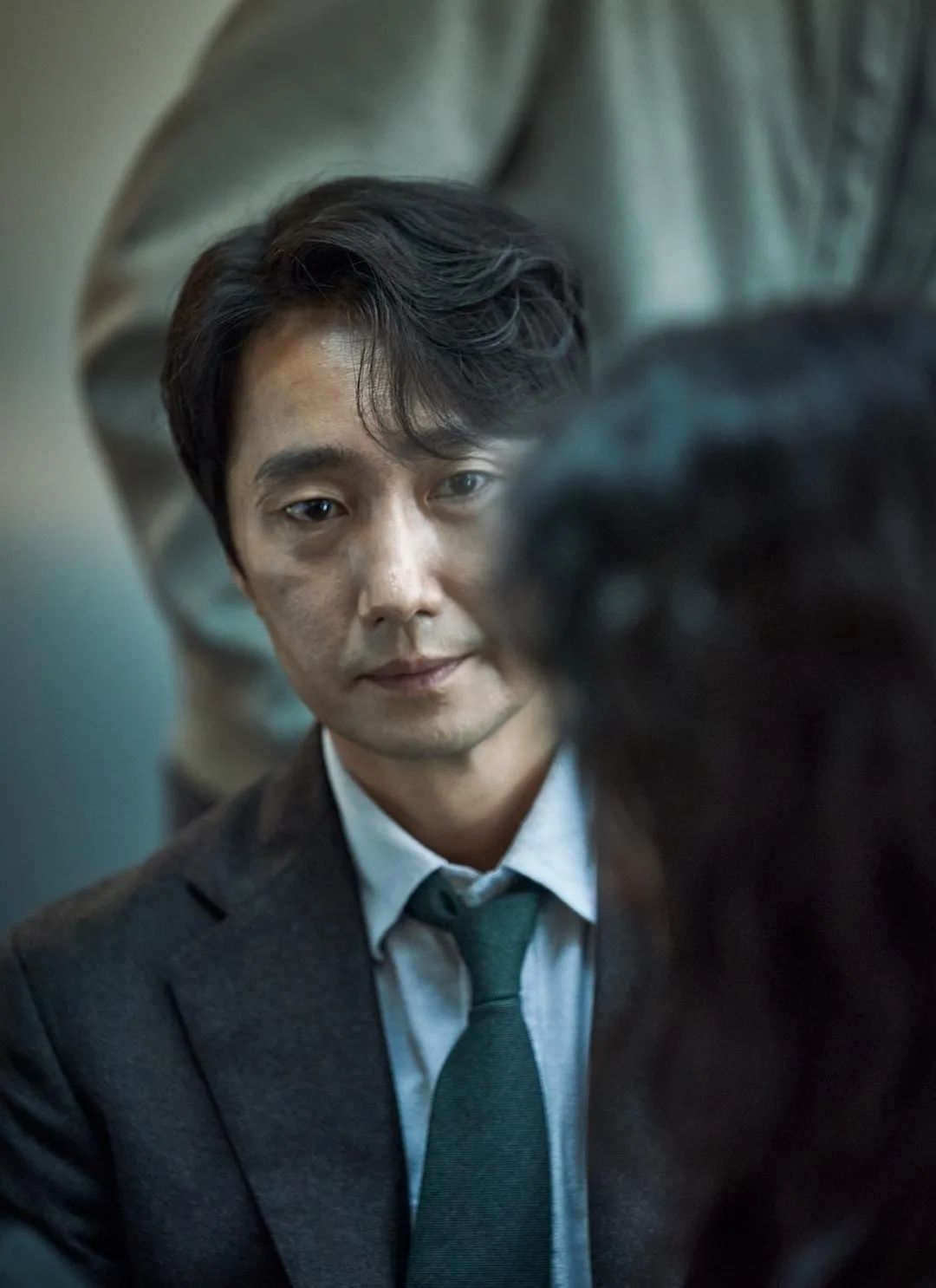 电影手册》评「分手的决心」：身陷谷底