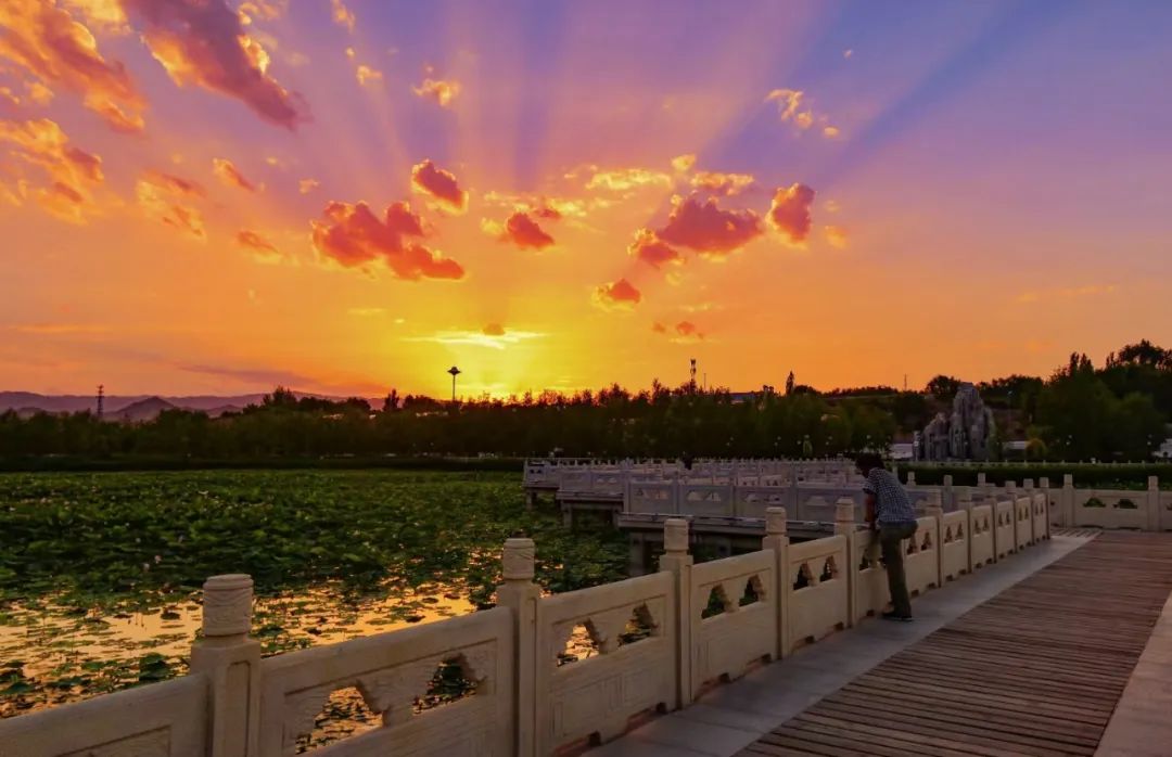 多彩冬景暖色白银