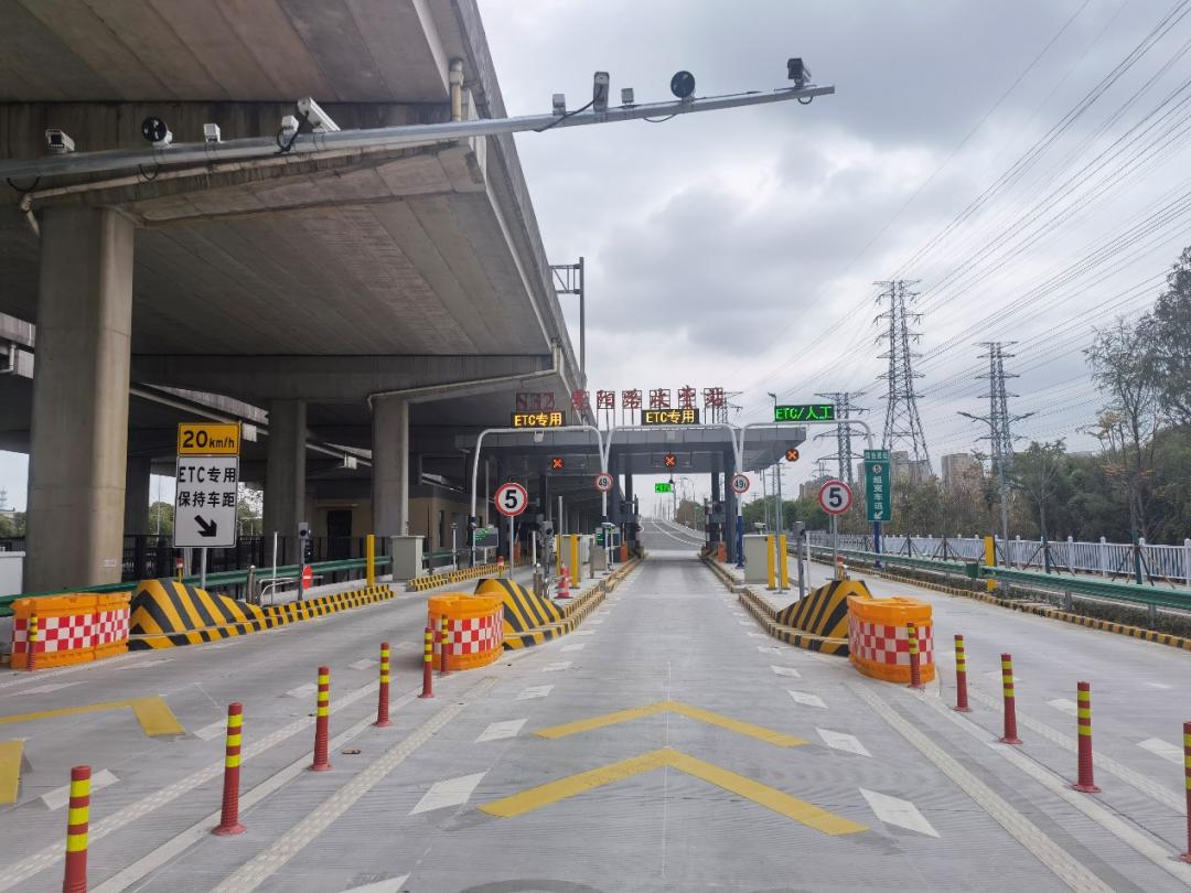 【交通】明日起,s32申嘉湖高速昆阳路东侧立交匝道正式通车_澎湃号