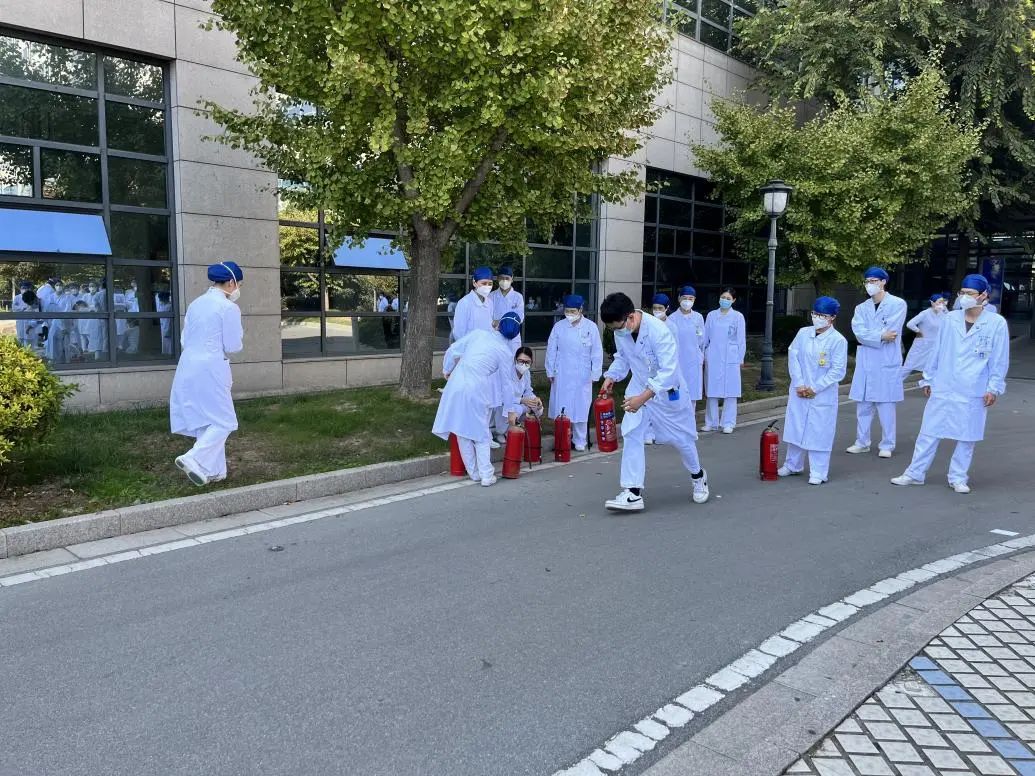 医院消防应急演练_医院火灾应急预案演练记录_全国消防宣传月