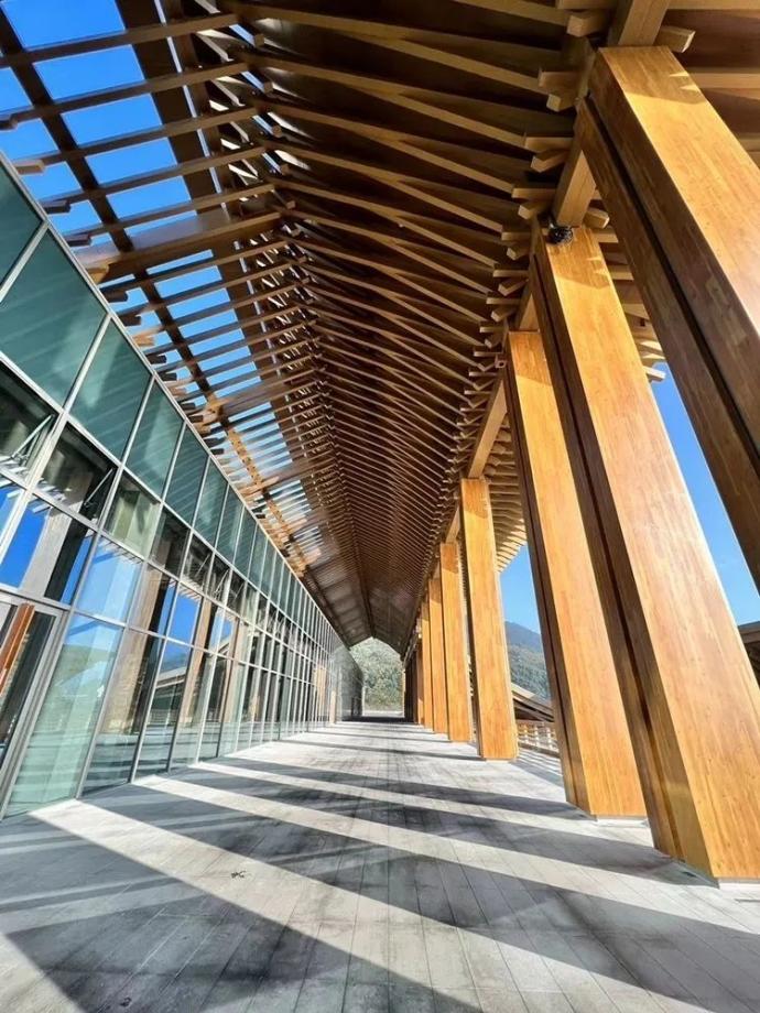 新地标宁波国际会议中心投入运营