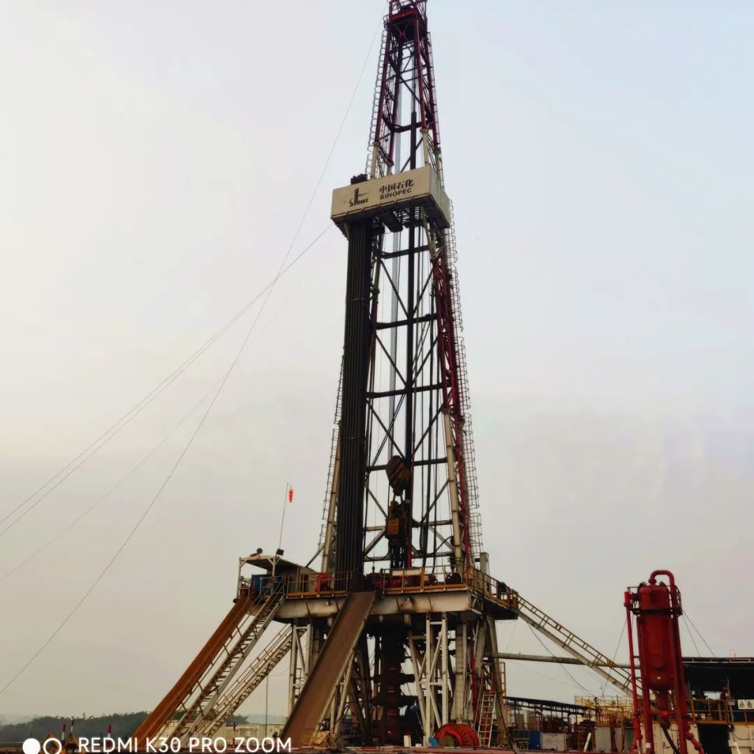 中原石油工程公司50718钻井队勇战潼深,成为该区块首个3项全优队伍