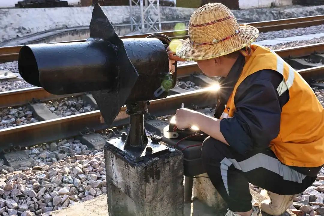 铁路人物照片图片大全图片