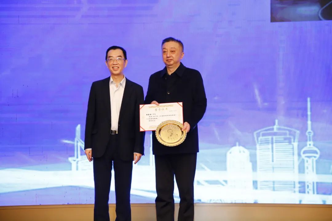 重磅│19位新闻技术工作者获此殊荣 2022年度“王选新闻科学技术奖”人才奖在贵阳颁奖