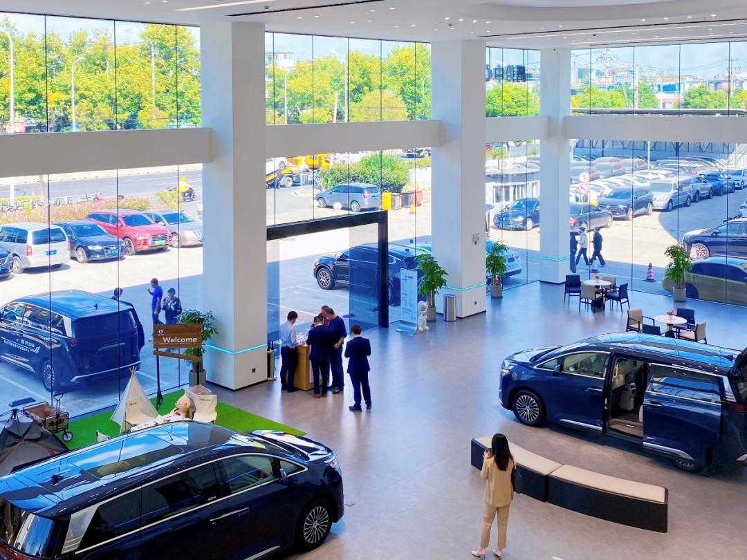 比亚迪腾势全市唯一4s店在松江开业