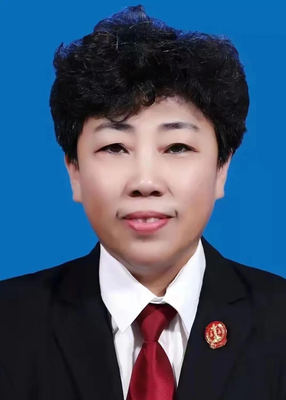 【英模教育】全国"双百政法英模"苏铭:奔走在执行路上的"铁娘子"_澎湃