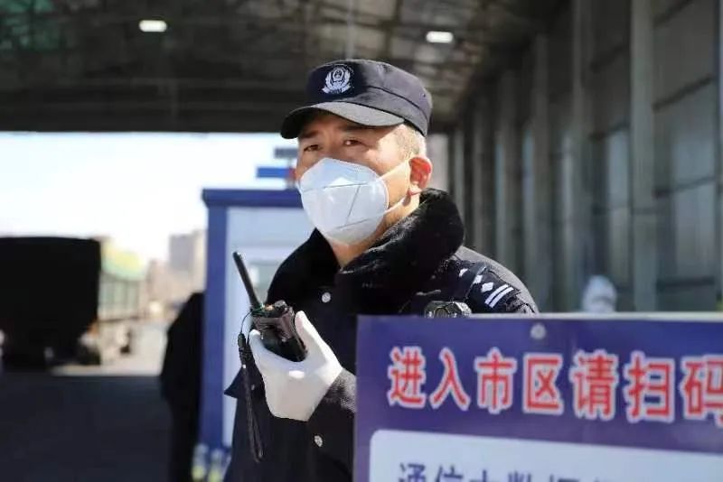 【抗疫先锋】肇东民警徐大伟:同心战疫抗凛冽,静待春暖花开时