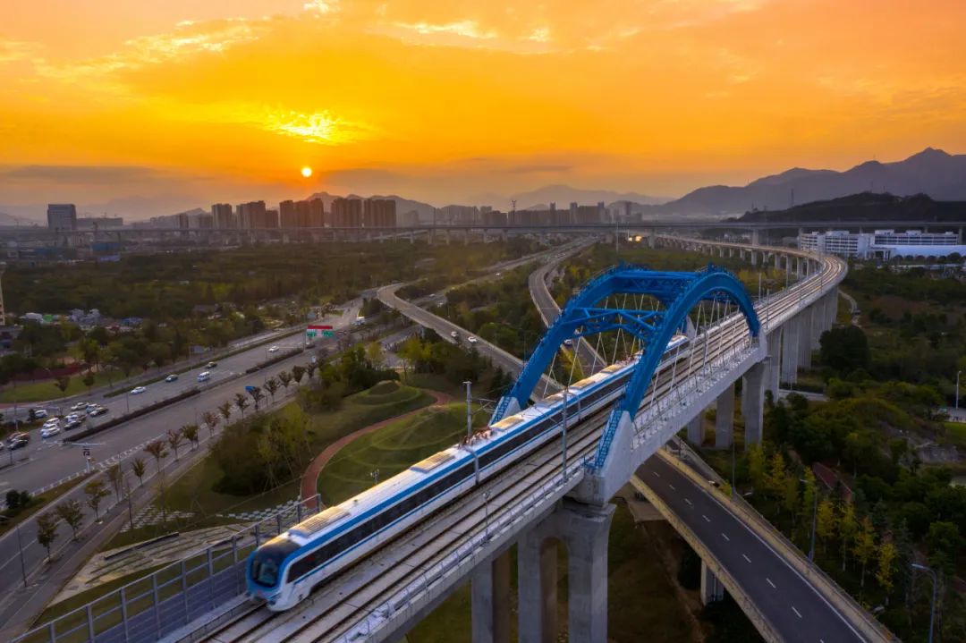 中车研制台州市域铁路s1线一期工程顺利通过竣工验收