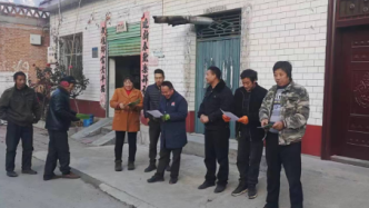 河南西峡：积极开展冬季道路交通安全宣传活动