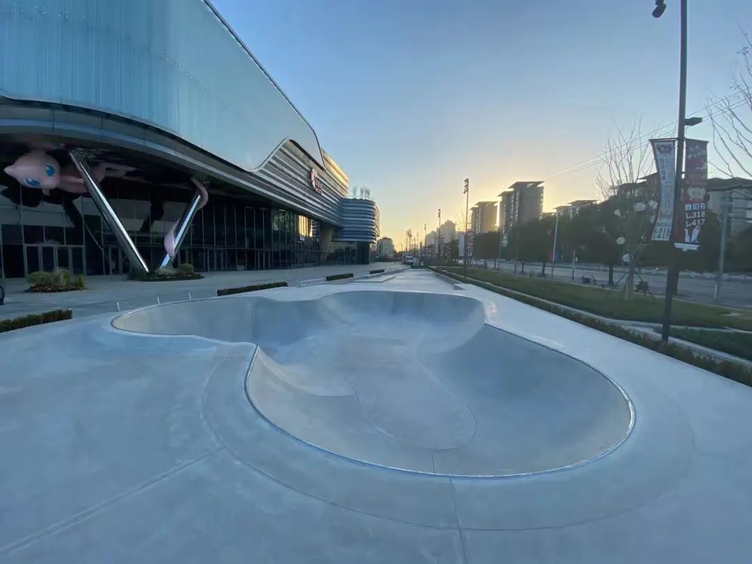 济南融创茂TurnPro滑板公园-上海滑创建筑装饰工程有限公司