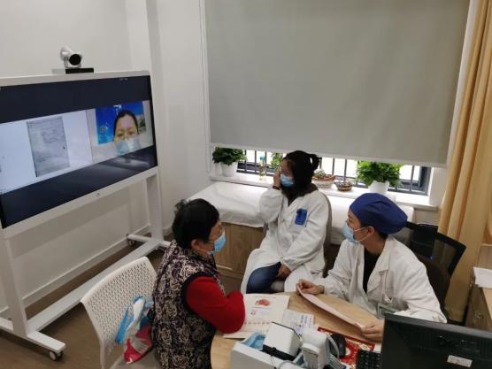 怎么开医药器材媒体之声｜高端又便民的“中医专列”，开进寻常百姓家@普陀区中医药特色卫生站点_https://www.jmylbn.com_新闻资讯_第11张