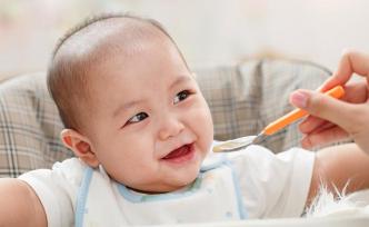 北上廣兒童接觸零食最早，1月齡成鄉鎮母乳喂養率流失最高峰