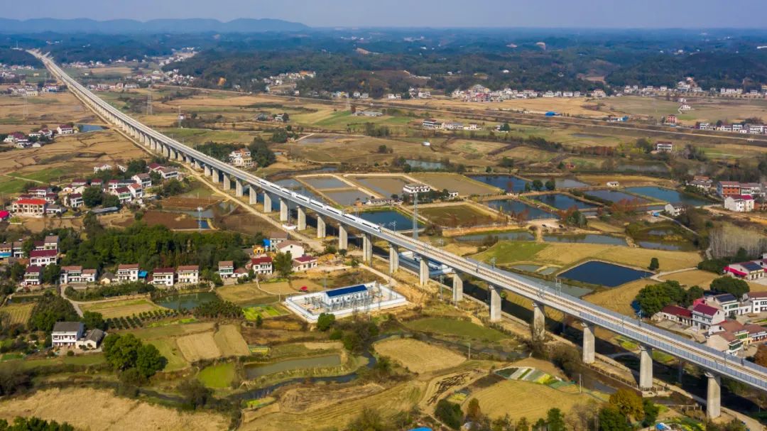 渝厦高铁常德至益阳段开通运营!_澎湃号·政务_澎湃新闻-the paper