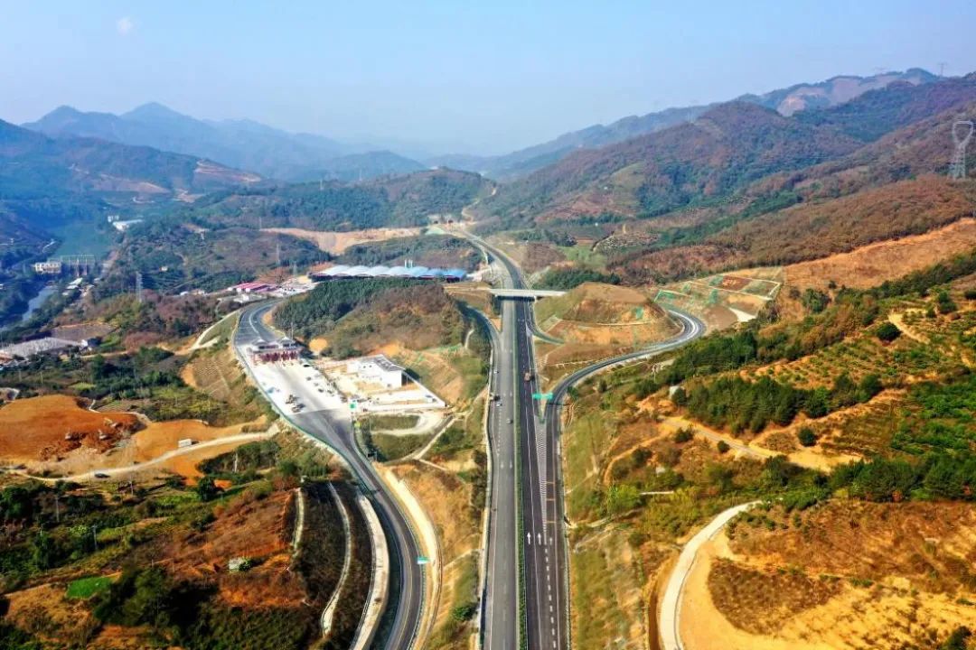 好事成双!两条高速公路通车_澎湃号·政务_澎湃新闻-The Paper