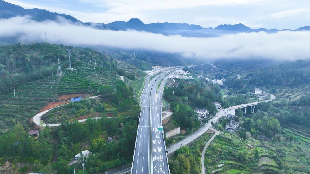100秒了解景文高速如何建成→_澎湃号·政务_澎湃新闻-the paper