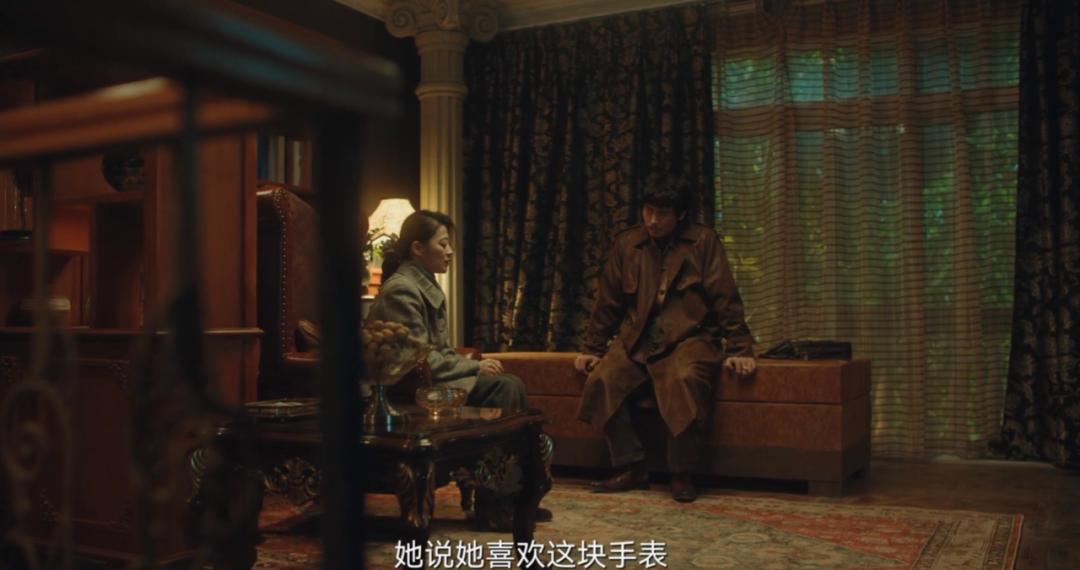 梦境迷雾，探索隔壁房客之死与心灵深处的隐喻