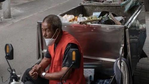 日本迟暮劳工：73岁仍奔波谋生，工作到哪里才算尽头？