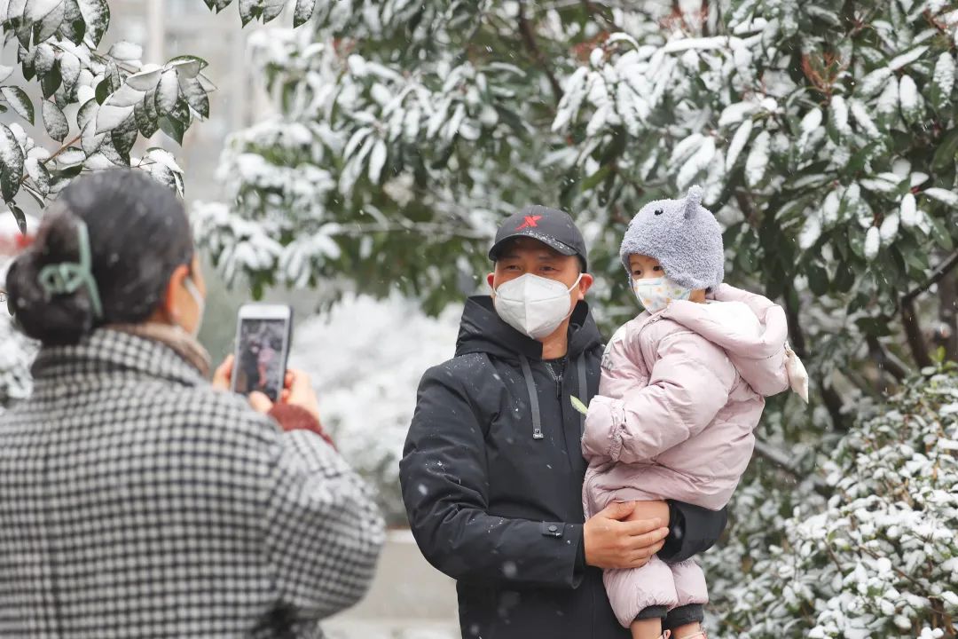 雪҈雪҈雪҈！河南多地迎2023年第一场雪 澎湃号·政务 澎湃新闻 The Paper