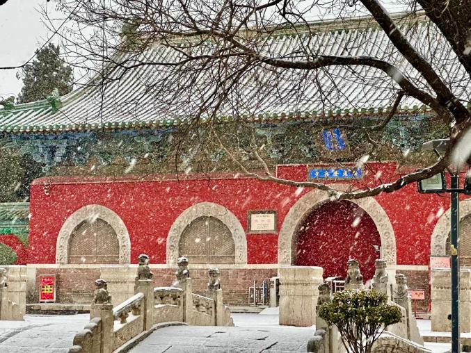 正定南门雪景图片