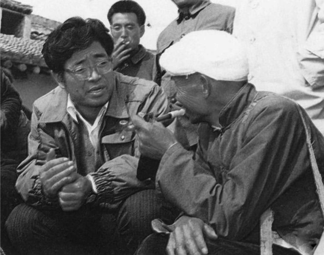 那一年，张艺谋蹭车去了趟陕北，然后就红了
