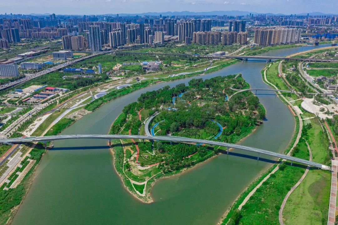 "绿带明珠"磨盘洲磨盘洲生态公园所在的磨盘洲是浏阳河在长沙城区唯一