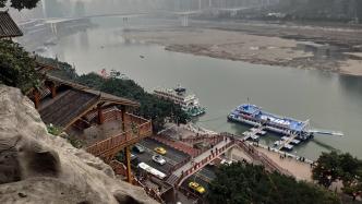 重庆：长江两江交汇，两江四岸码头