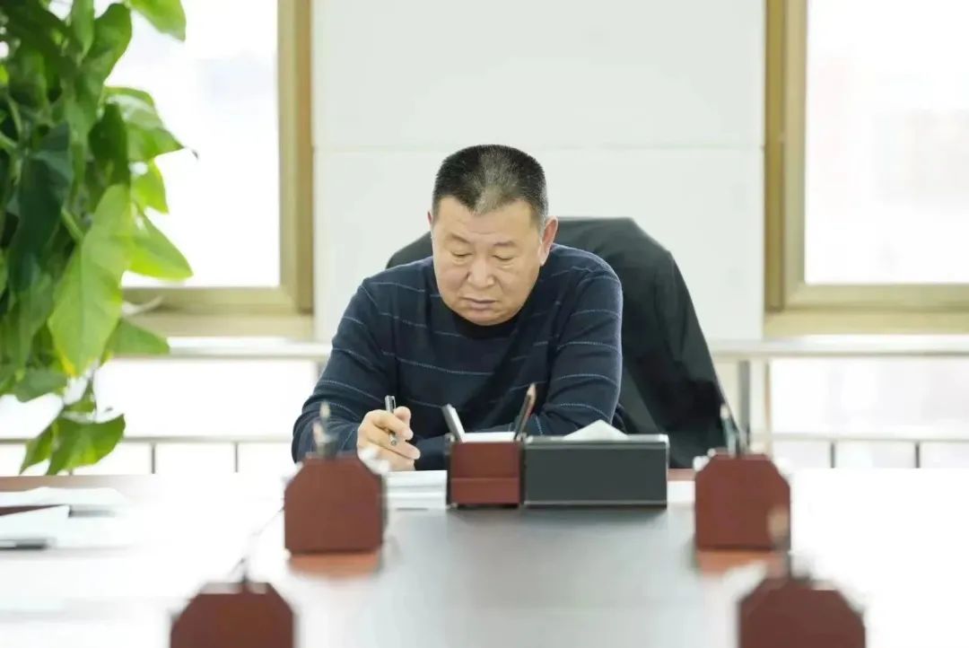 刘凤祥专委召开分管部门工作会议