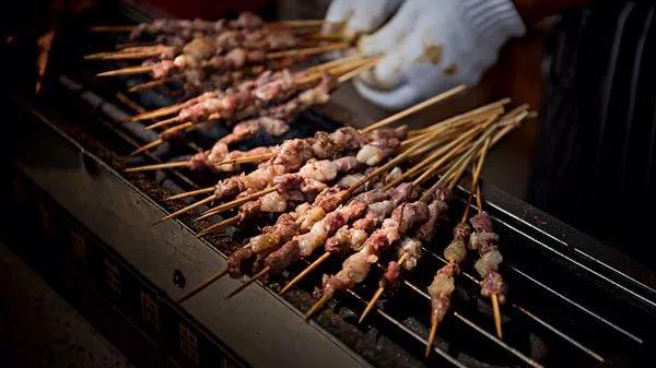 中国人均肉类消费远超膳食标准，多少人因吃肉吃出一身病