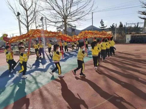 福山传统文化体验_福山二月二活动_二月二龙抬头！cba球员组团理发