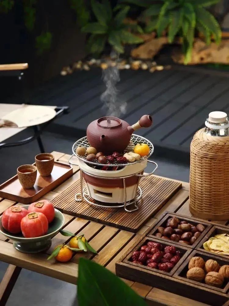 围炉煮茶有茶,就有了慢的理由那么都说最美的生活