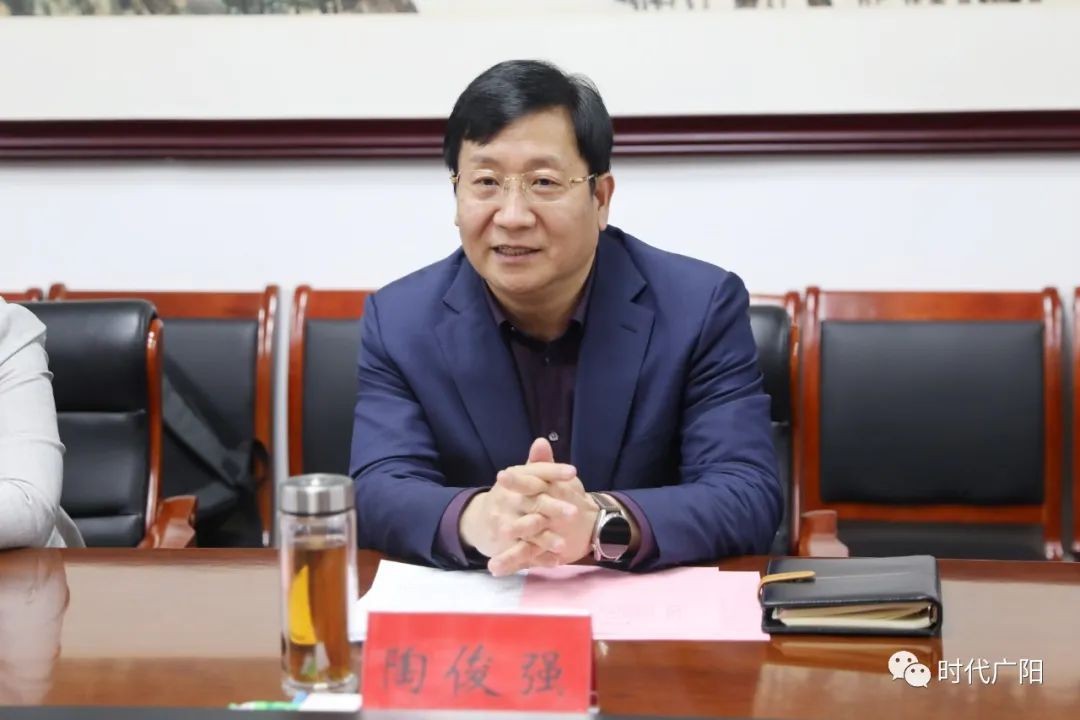 聚焦陶俊强接待工信部领军企业研究院院长谭成赛尔教育总经理王宏彬和