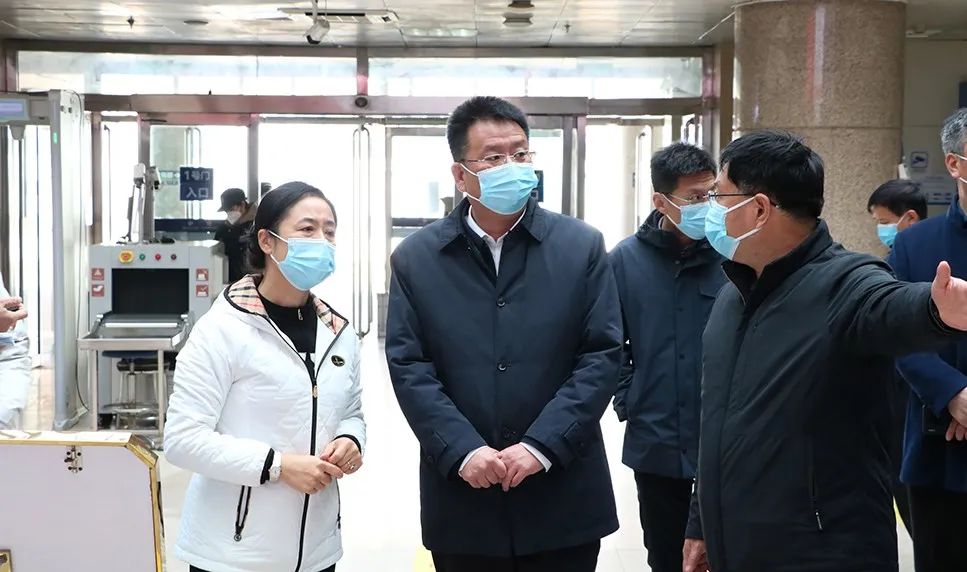 3月1日,市长尚亮实地调研我市全国文明城市创建工作