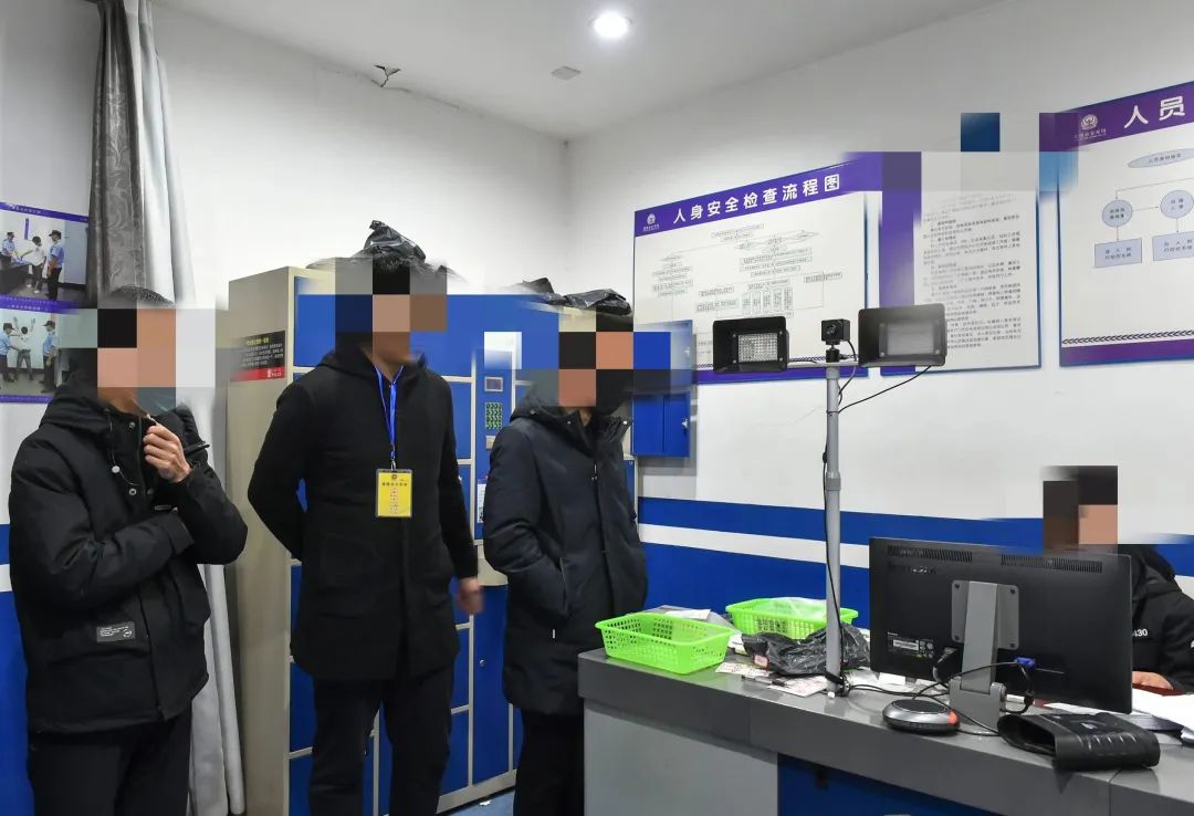 “内鬼”作祟,业主个人信息被多行业共享!_澎湃号·政务_澎湃新闻-The Paper