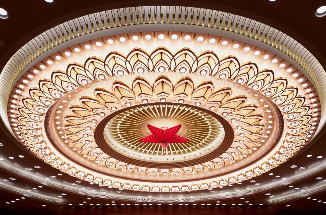 人民大会堂的红星灯原来是东莞制造