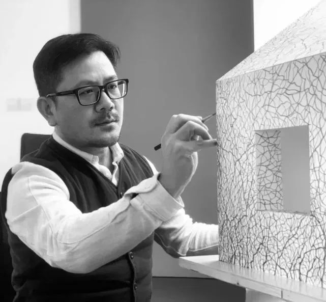 胡泉纯场域营造工作室创始人一所致力于公共艺术创作和公共空间设计研究