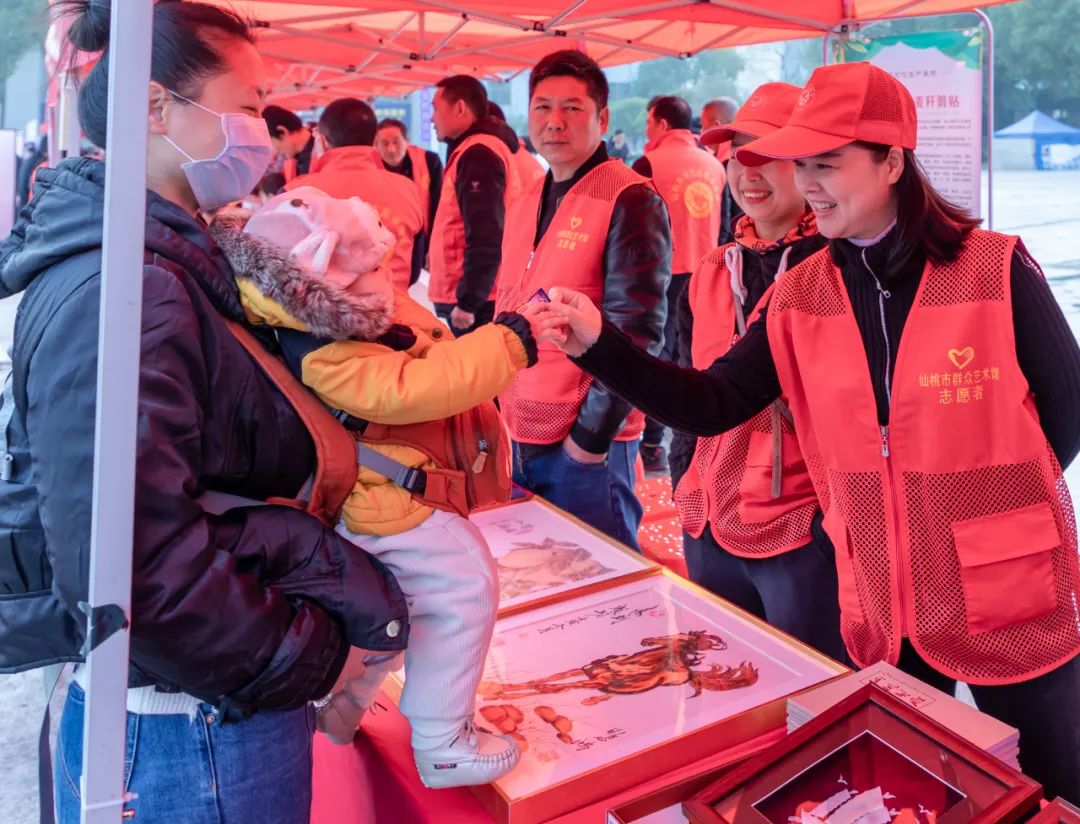 传承雷锋精神、展现时代新风！仙桃学雷锋志愿服务月启动澎湃号·政务澎湃新闻 The Paper 8256