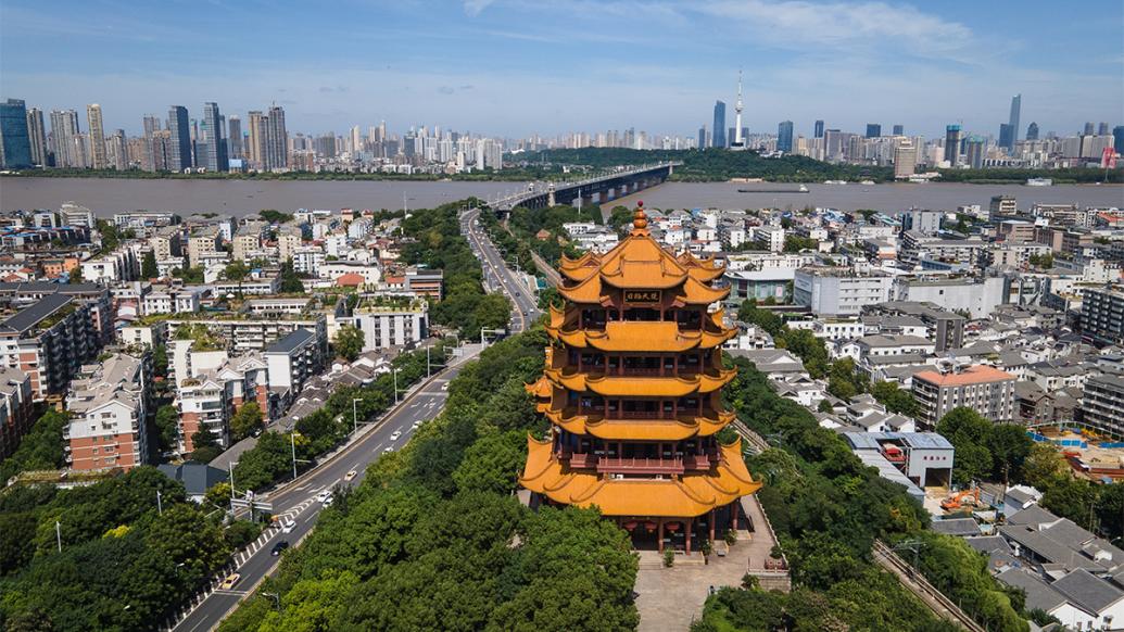 武汉和杭州，谁会是下一个2万亿城市？