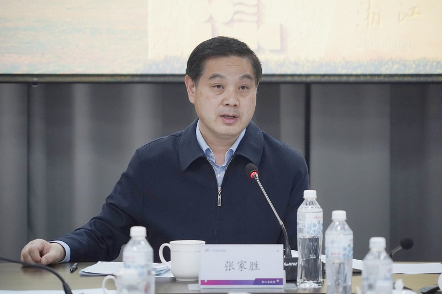 浙江省副省长张家胜调研黄龙体育中心场馆运行工作