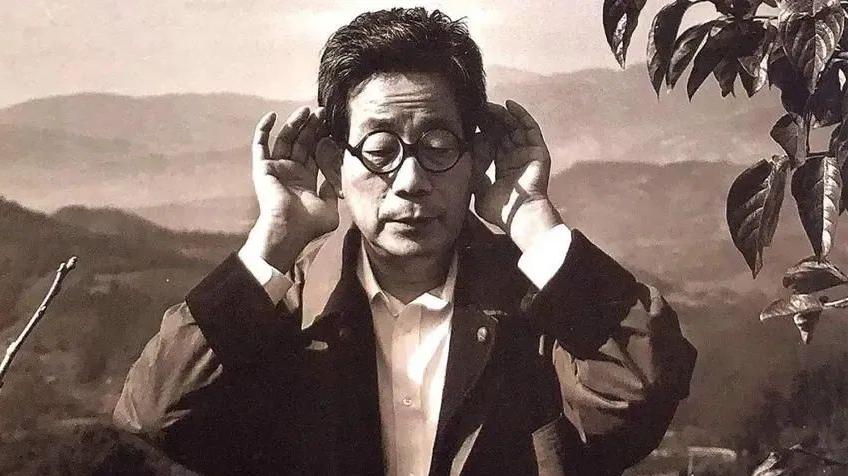 纪念 | 诺奖作家大江健三郎：即便卖不出去，我也要显出一副从容的表情，继续写着纯文学的小说