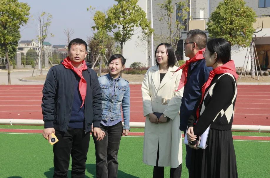 儿童友好 | 这个春天很温暖~江山峡口小学学生喜收617双"爱心鞋"_澎湃