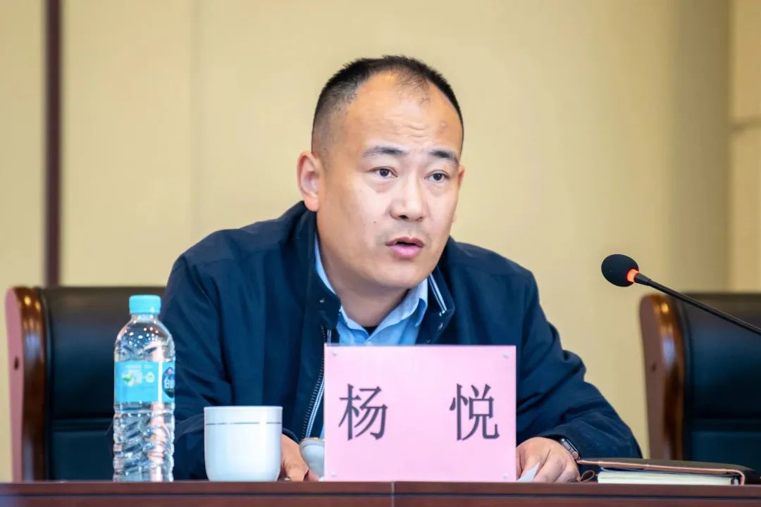 漕河泾街道召开"三旧"变"三新"老旧小区再提升工作推进会暨既有多层